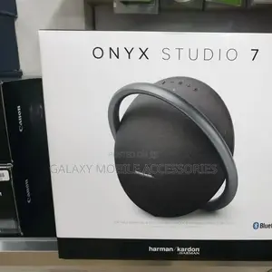 Onyx Studio 7