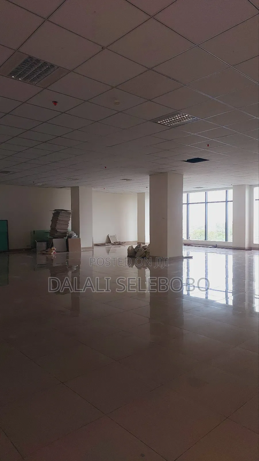 Office Space Kubwa Near by Main Road.