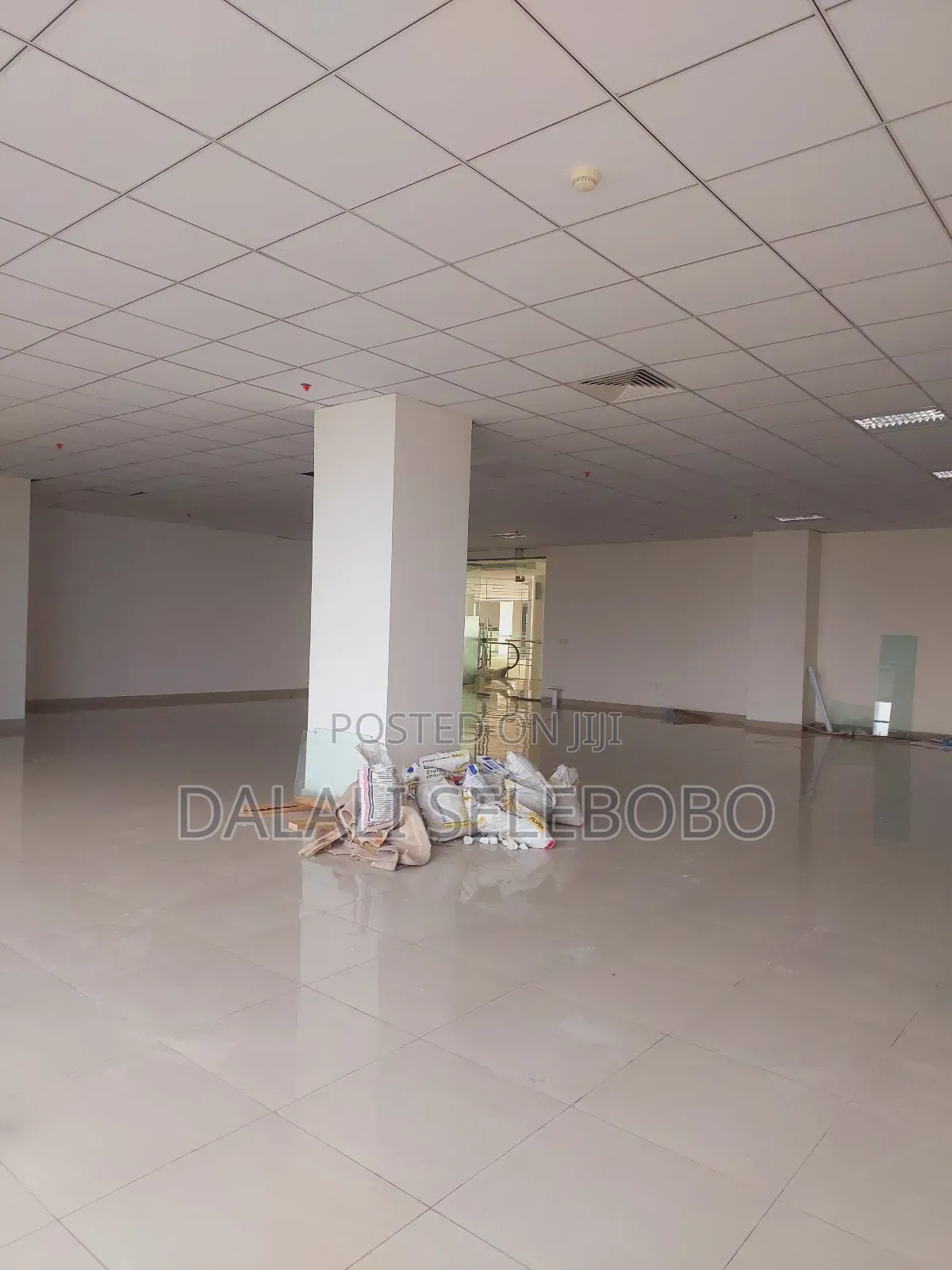 Office Space Kubwa Near by Main Road.