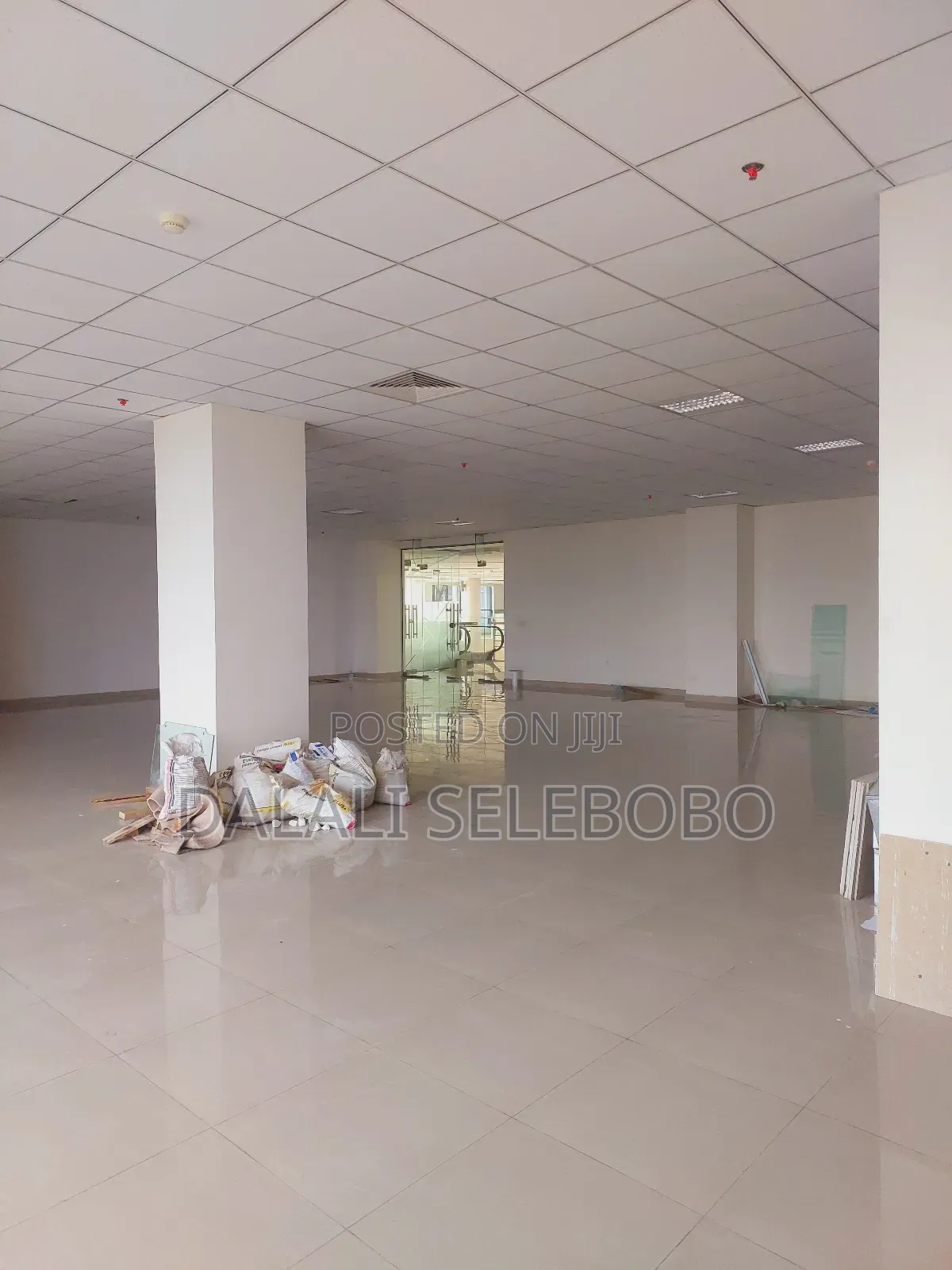 Office Space Kubwa Near by Main Road.