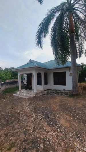 2bdrm Bungalow in Makongo Juu Ccm, Kinondoni for rent