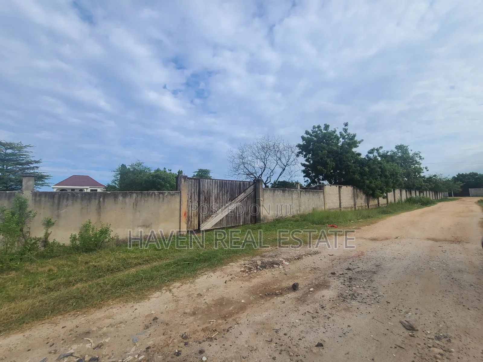 1acre Plot for Sale at Kunduchi