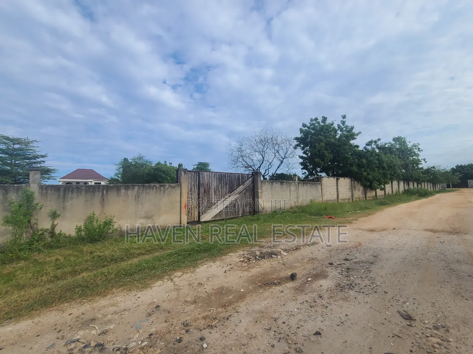 1acre Plot for Sale at Kunduchi