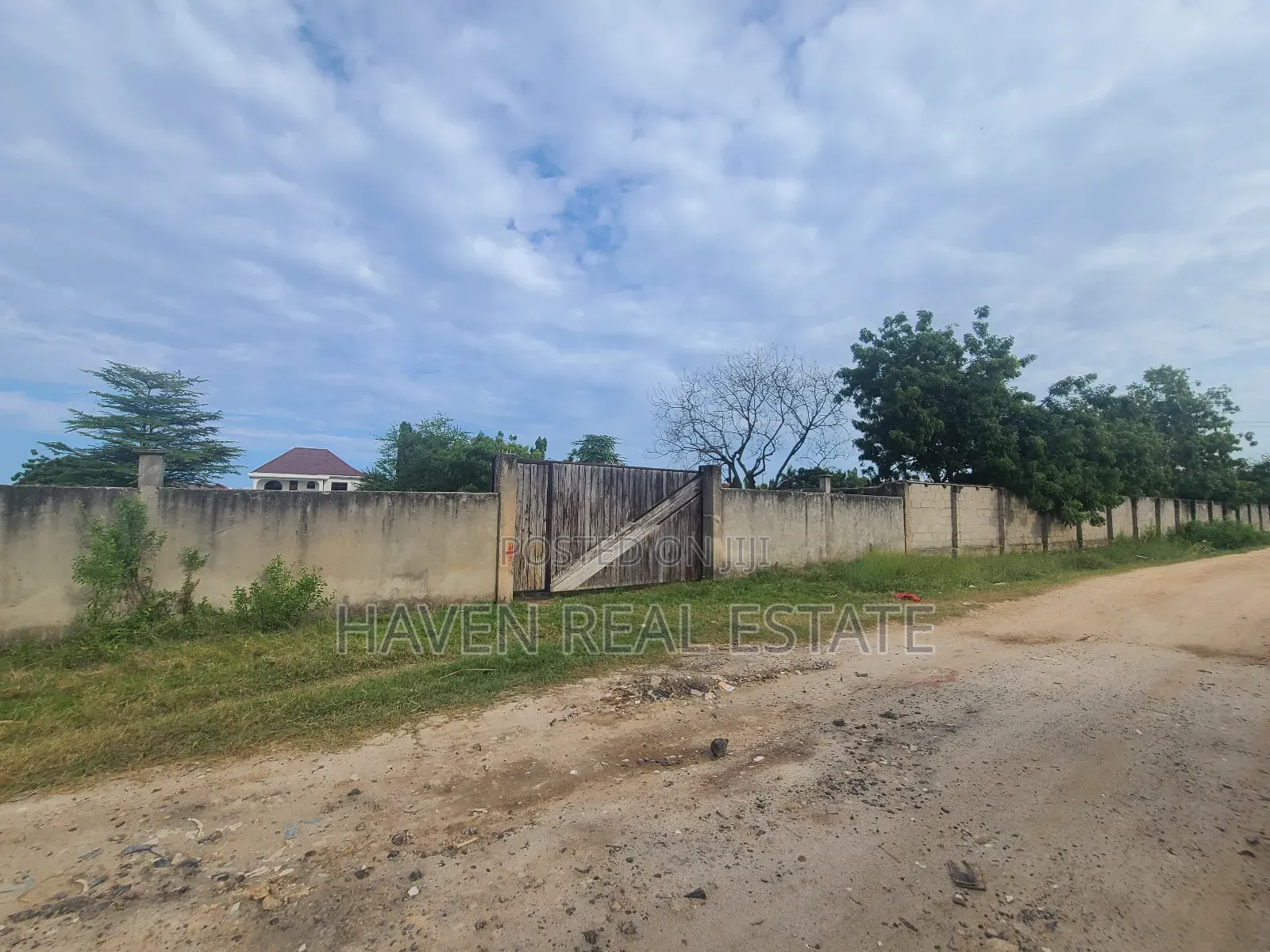1acre Plot for Sale at Kunduchi