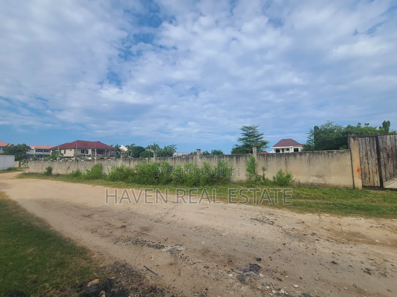 1acre Plot for Sale at Kunduchi