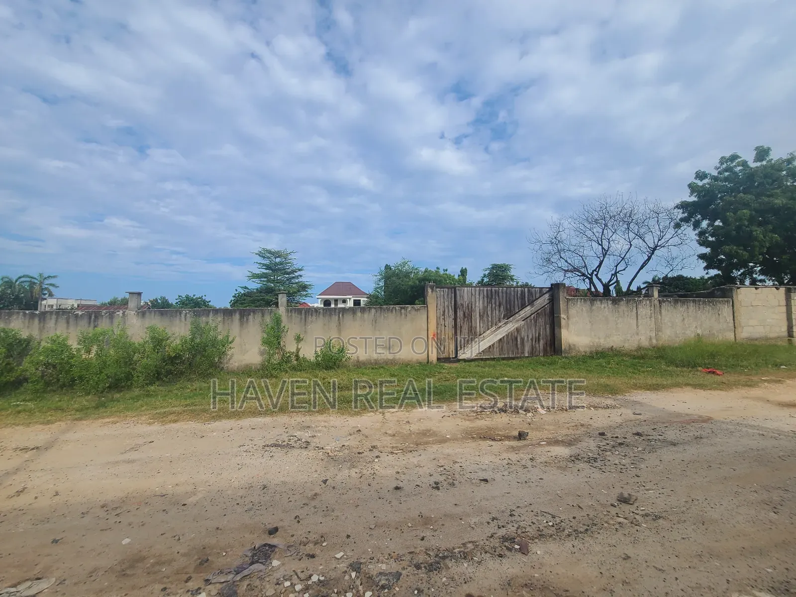 1acre Plot for Sale at Kunduchi