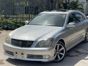 Toyota Crown 2004 Silver