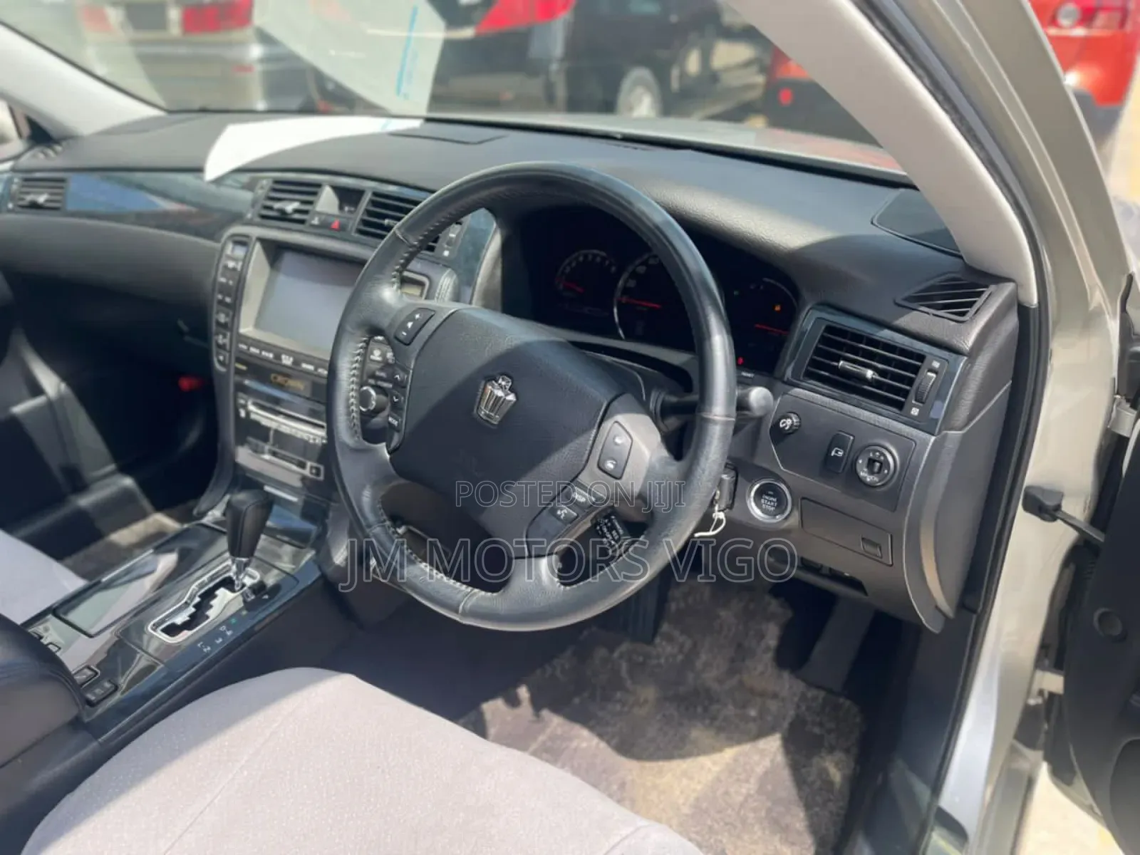 Toyota Crown 2004 Silver