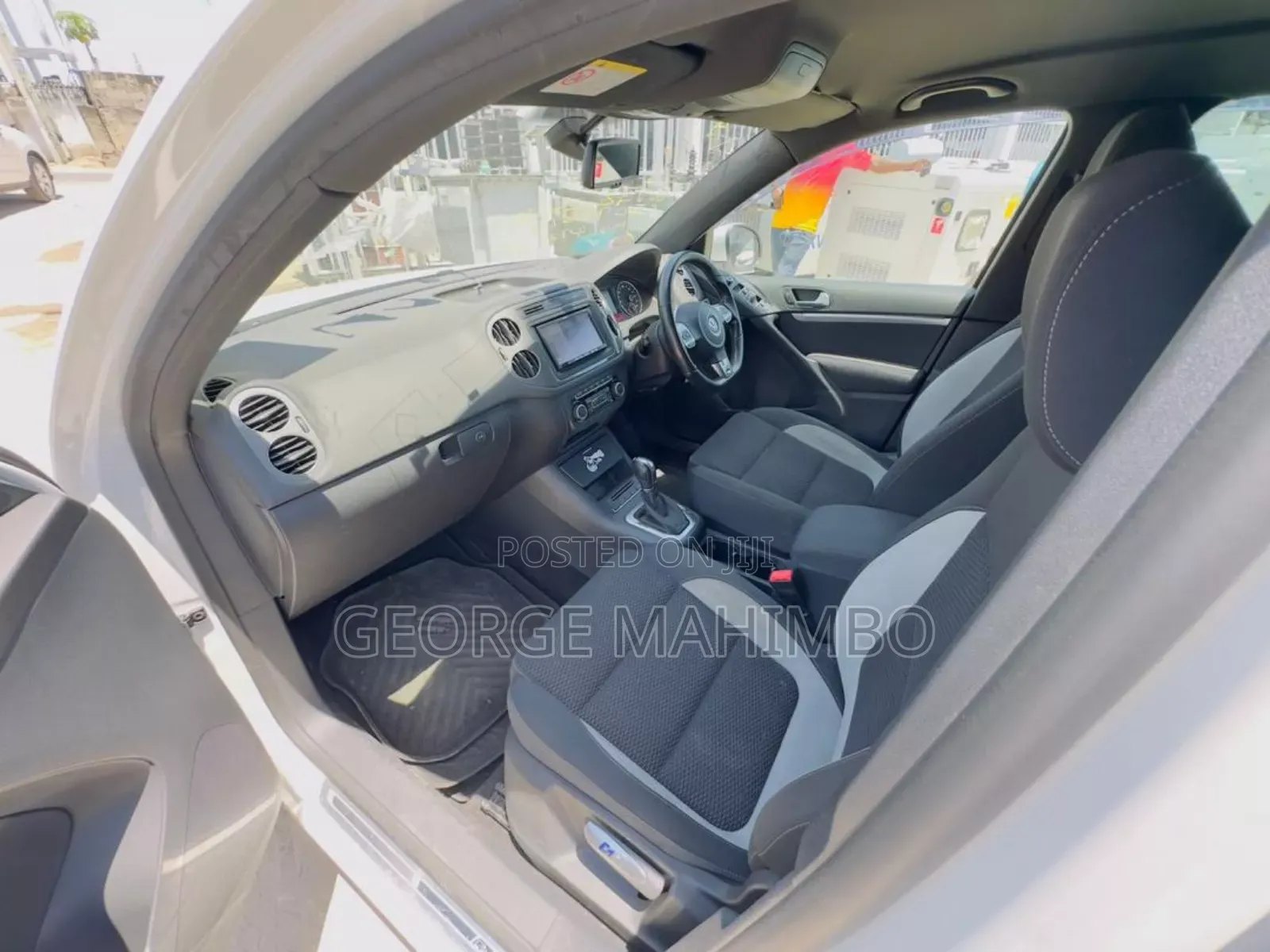 Volkswagen Tiguan 2012 White