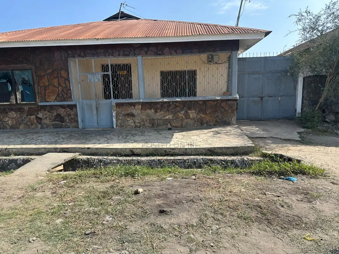 6bdrm House in Central for sale