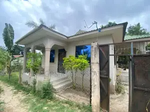 3bdrm House in Kibanda Cha Mkaa, Kinondoni for sale