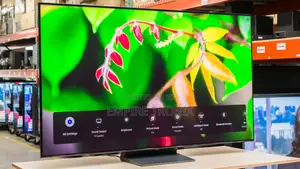 Samsung 77-Inch Oled Uhd Smart TV 77S90D–Quantum HDR Oled