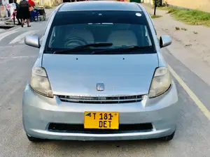Toyota Passo 2005 Silver