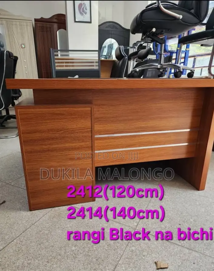 Ofice Table