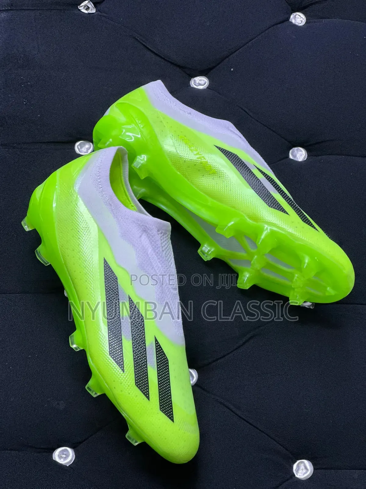 Sports Shoes