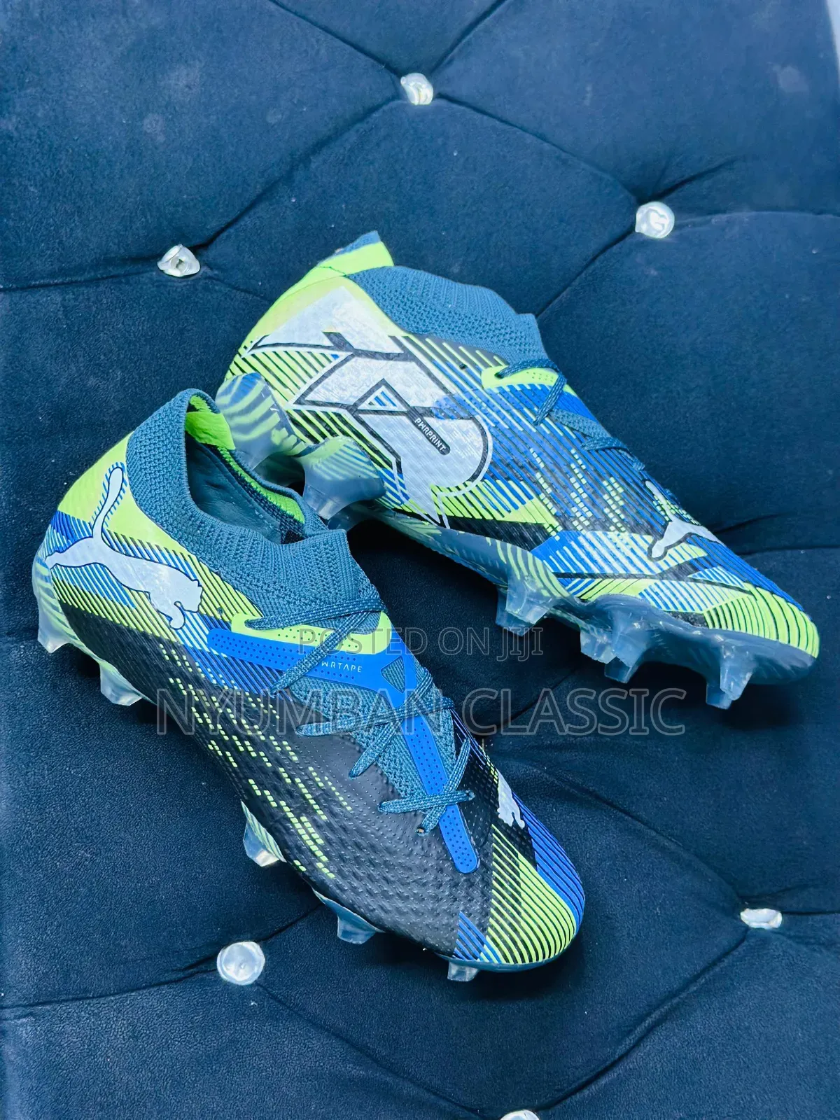 Sports Shoes