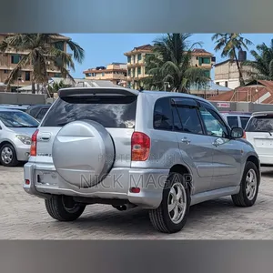 Toyota RAV4 2005 Silver