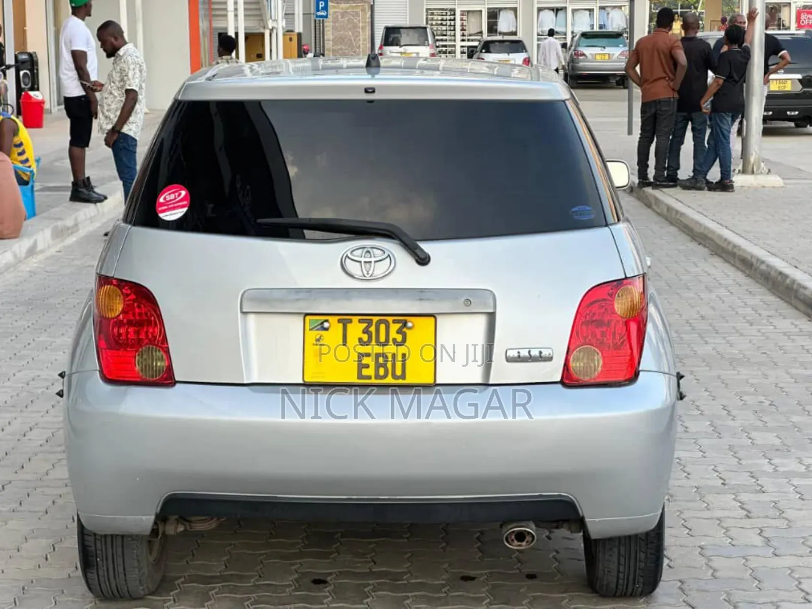 Toyota IST 2005 Silver