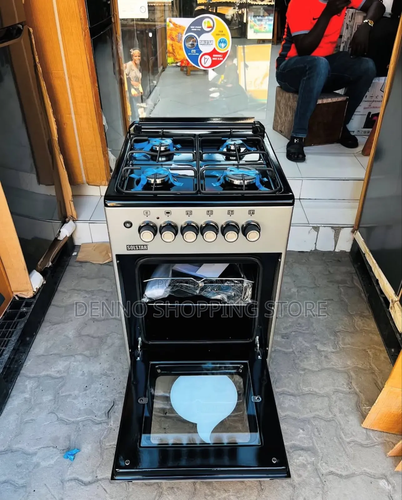 4 Plates Gassolstar 50x50 Cooker With Oven