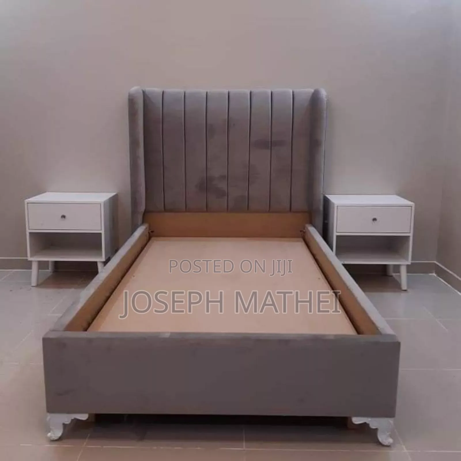 Kitanda Kizuri Sofa 5x6 Na Bede Side 2