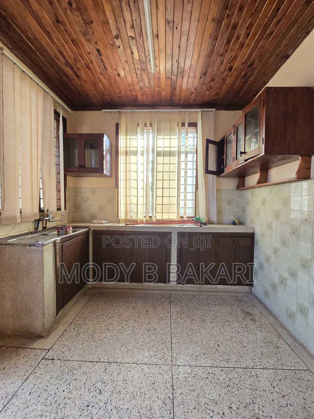 3bdrm House in Mikocheni for rent