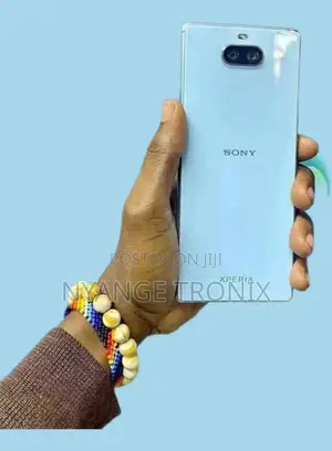 Sony Xperia 8 SOV42 64 GB White