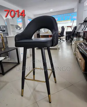 Acouter Chair