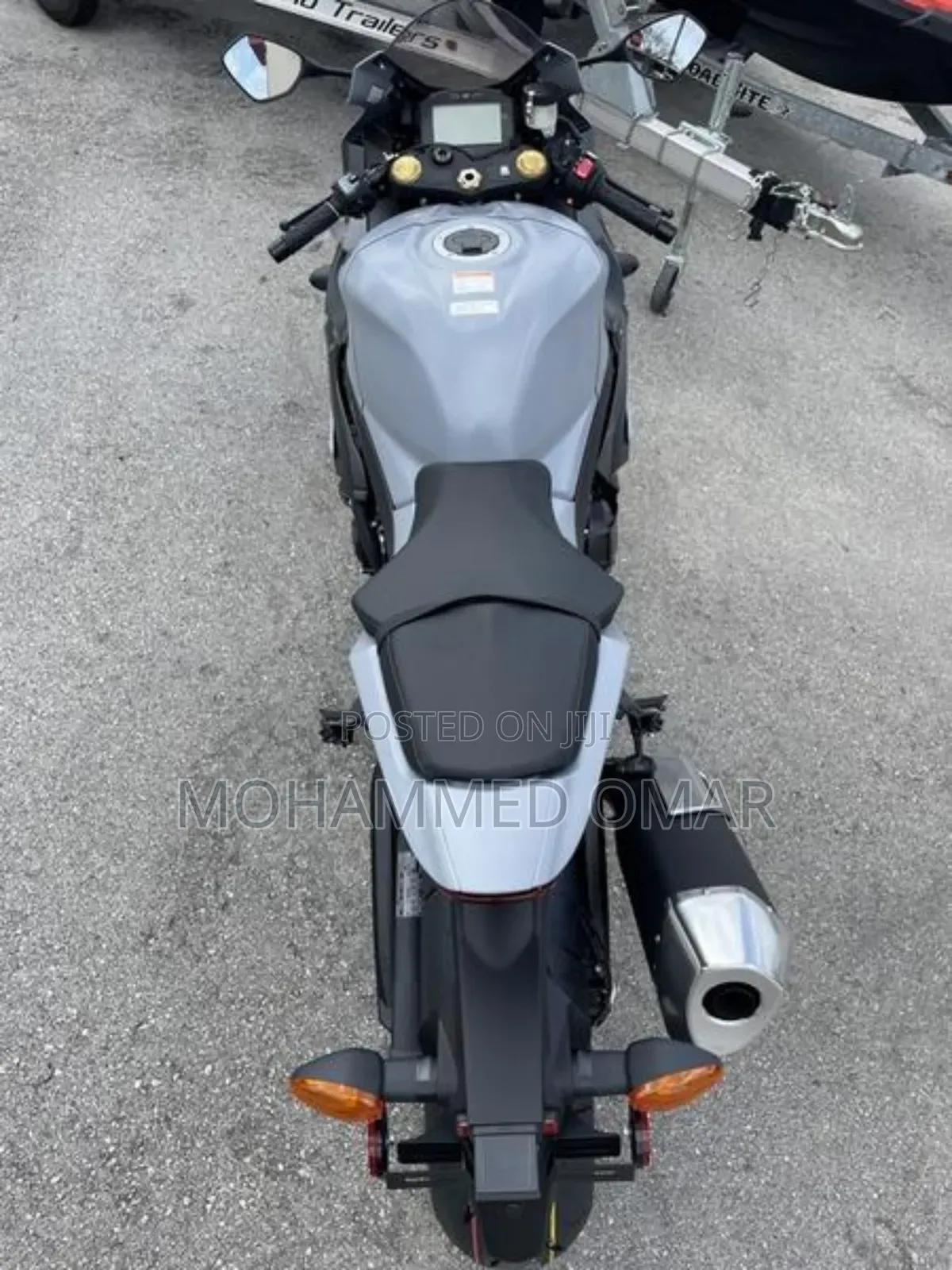Suzuki GSX 2024 Gray