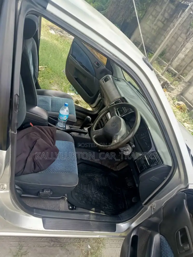 Toyota Carina 2001 Silver