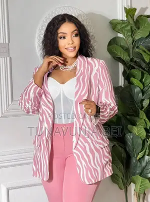 Ladies Smart Suit