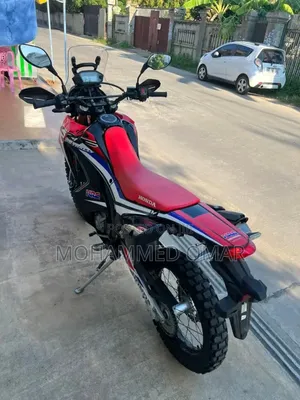 Honda 2024 Red