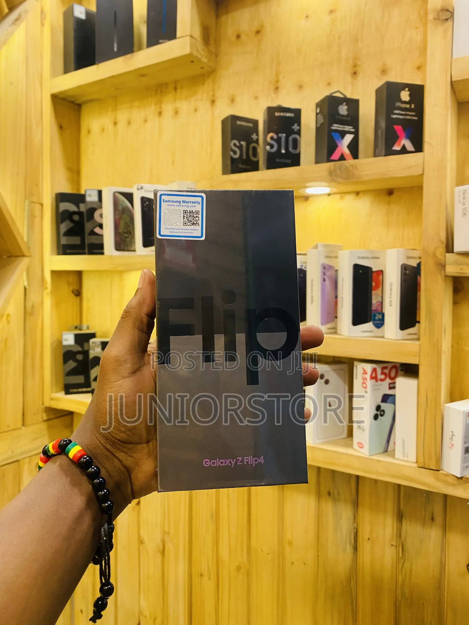 New Samsung Galaxy Z Flip4 128 GB Black