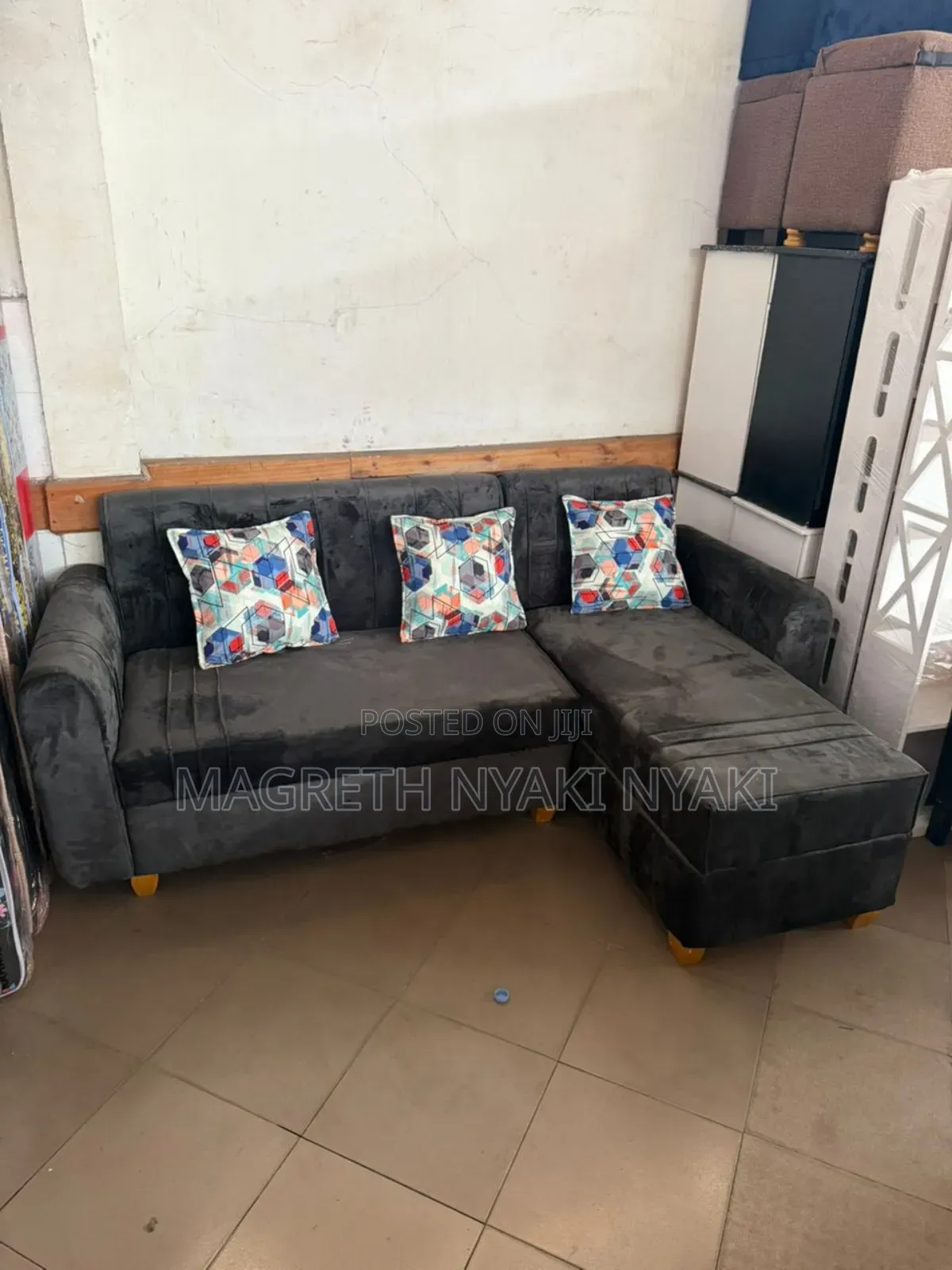 Nauza Sety Sofa Shape L La Kisasa