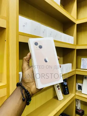 New Apple iPhone 13 128 GB Pink