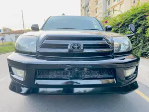 Toyota Hilux Surf 2.7 SSR 2004 Black