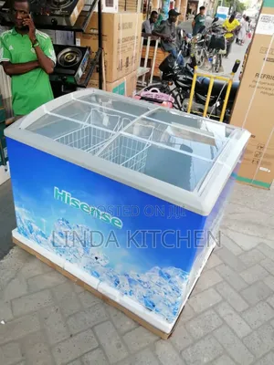 Hisense Show Case Freezer 200lts
