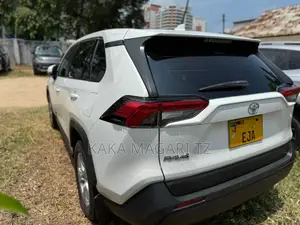 Toyota RAV4 2013 White