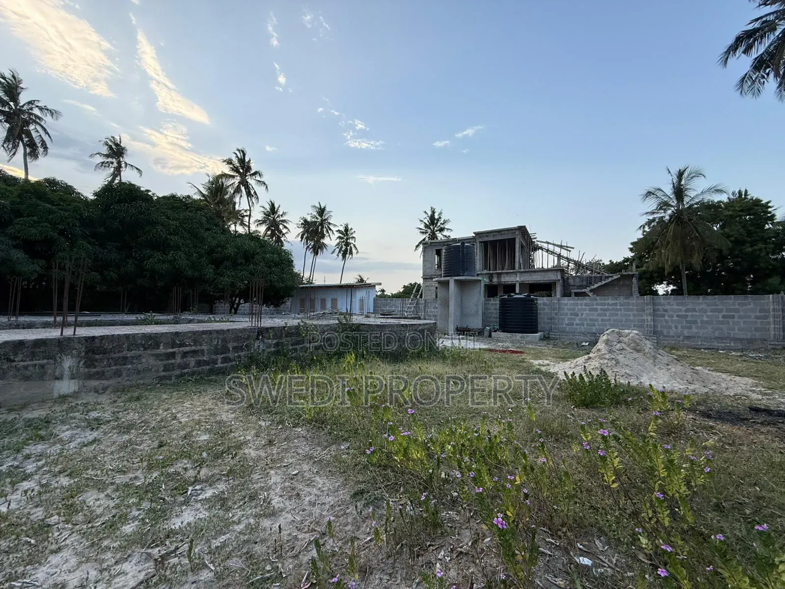 We're House to Let in Kawe Beach