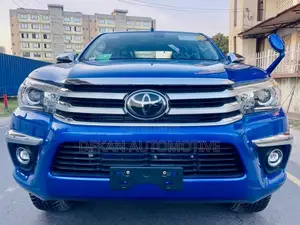 Toyota Hilux 2019 Blue