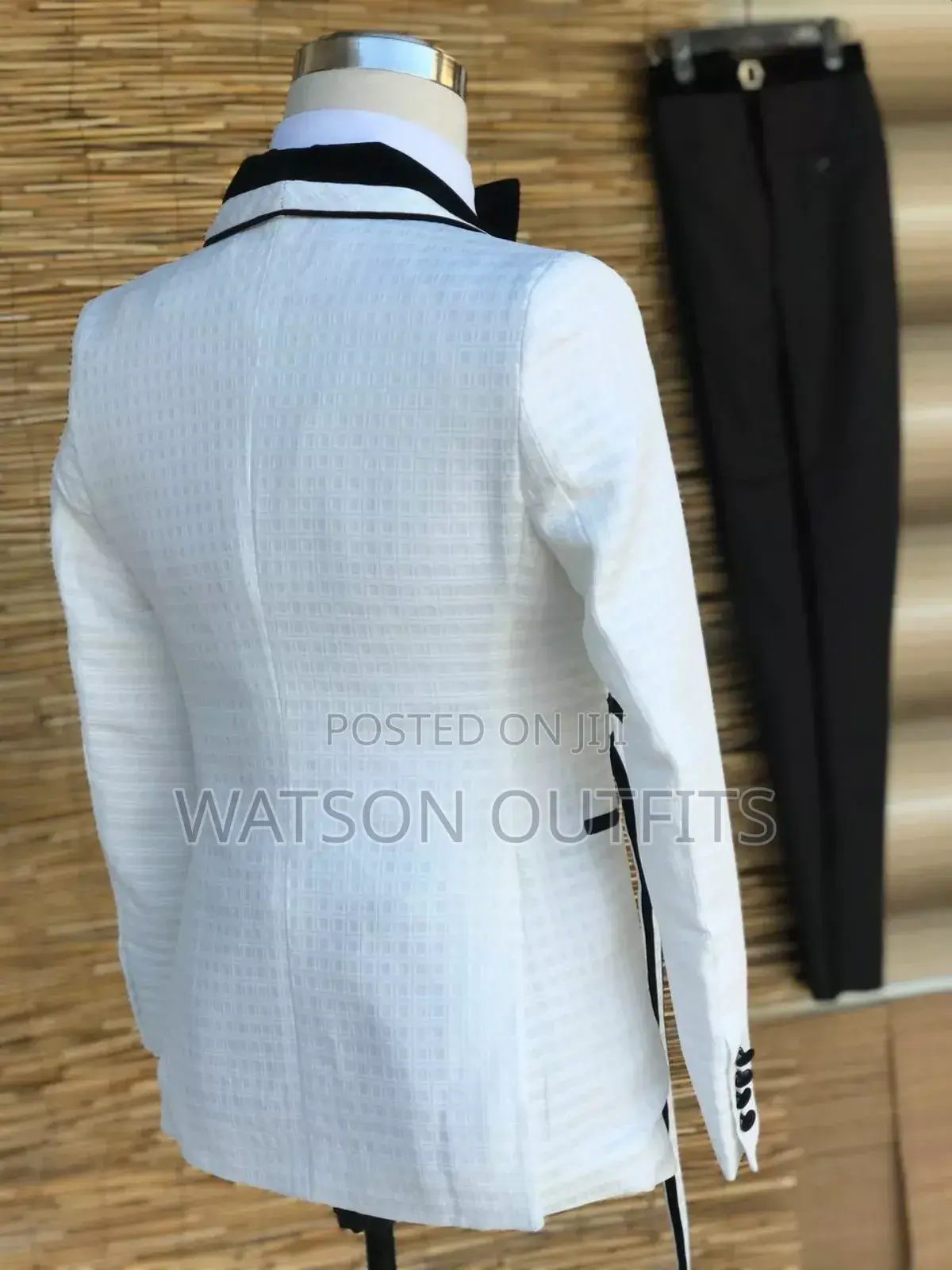 Suti Za Rangi Nyeupe Za Six Button Og