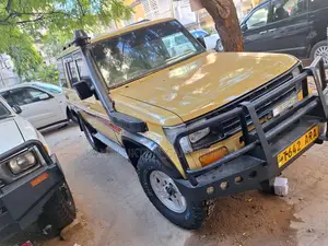 Toyota Land Cruiser Prado 2006 Yellow
