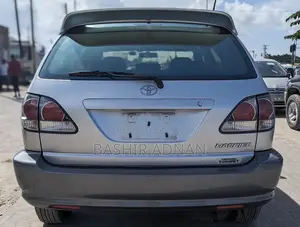 Toyota Harrier 2.4 16V 2001 Gray