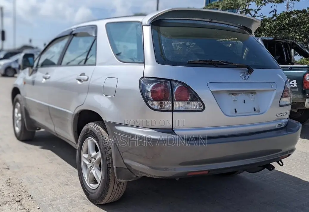 Toyota Harrier 2.4 16V 2001 Gray