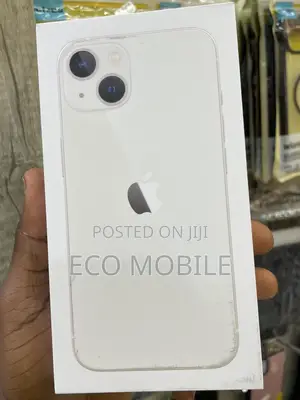 New Apple iPhone 13 128 GB White