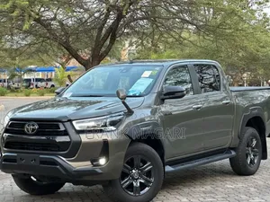 Toyota Hilux 2021 Gray