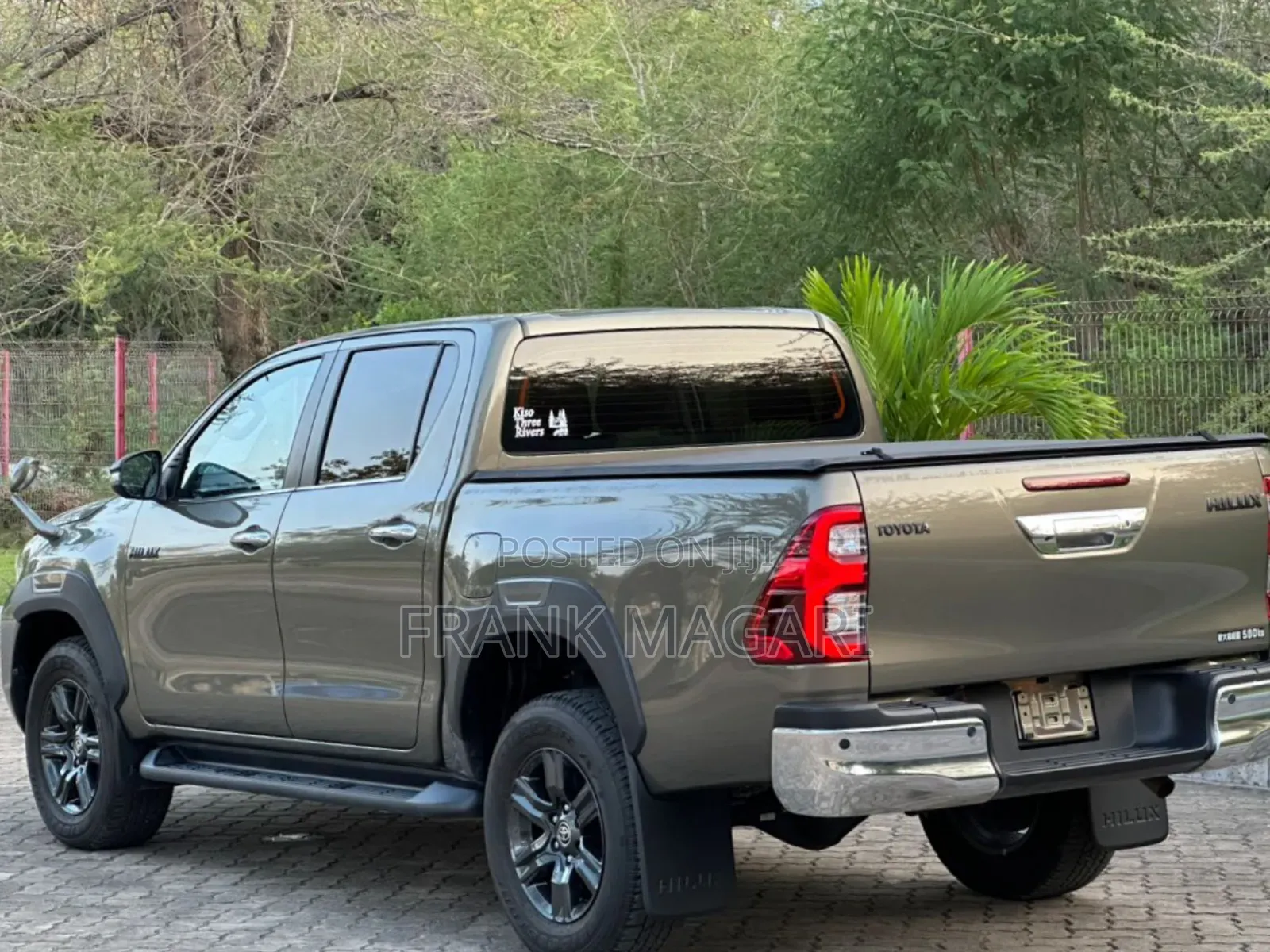 Toyota Hilux 2021 Gray