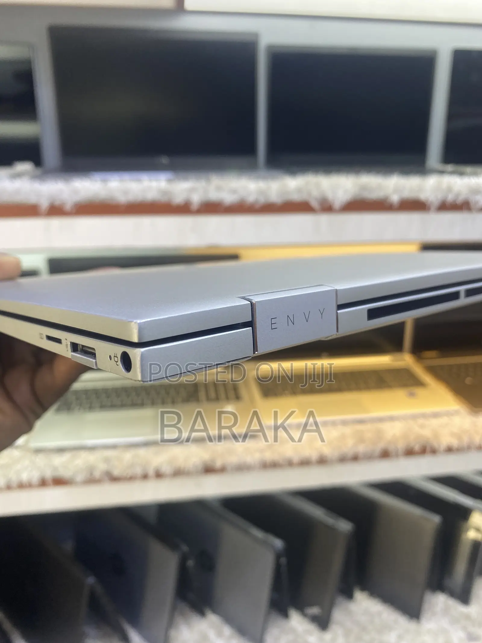 Laptop HP Envy X360 8GB Intel Core I7 SSD 512GB