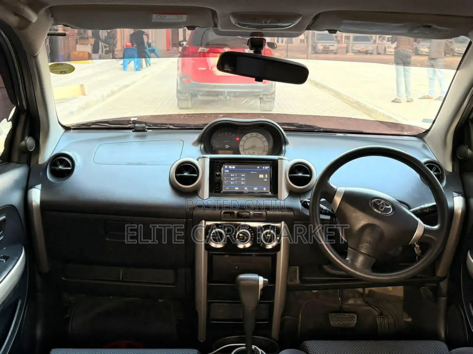 Toyota IST 2004 White