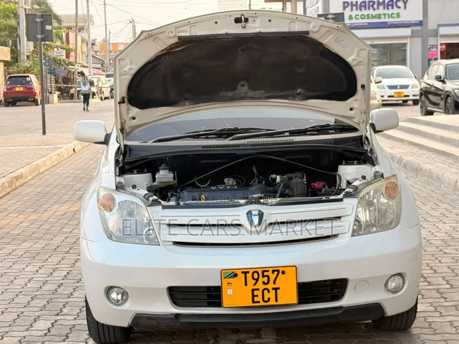 Toyota IST 2004 White