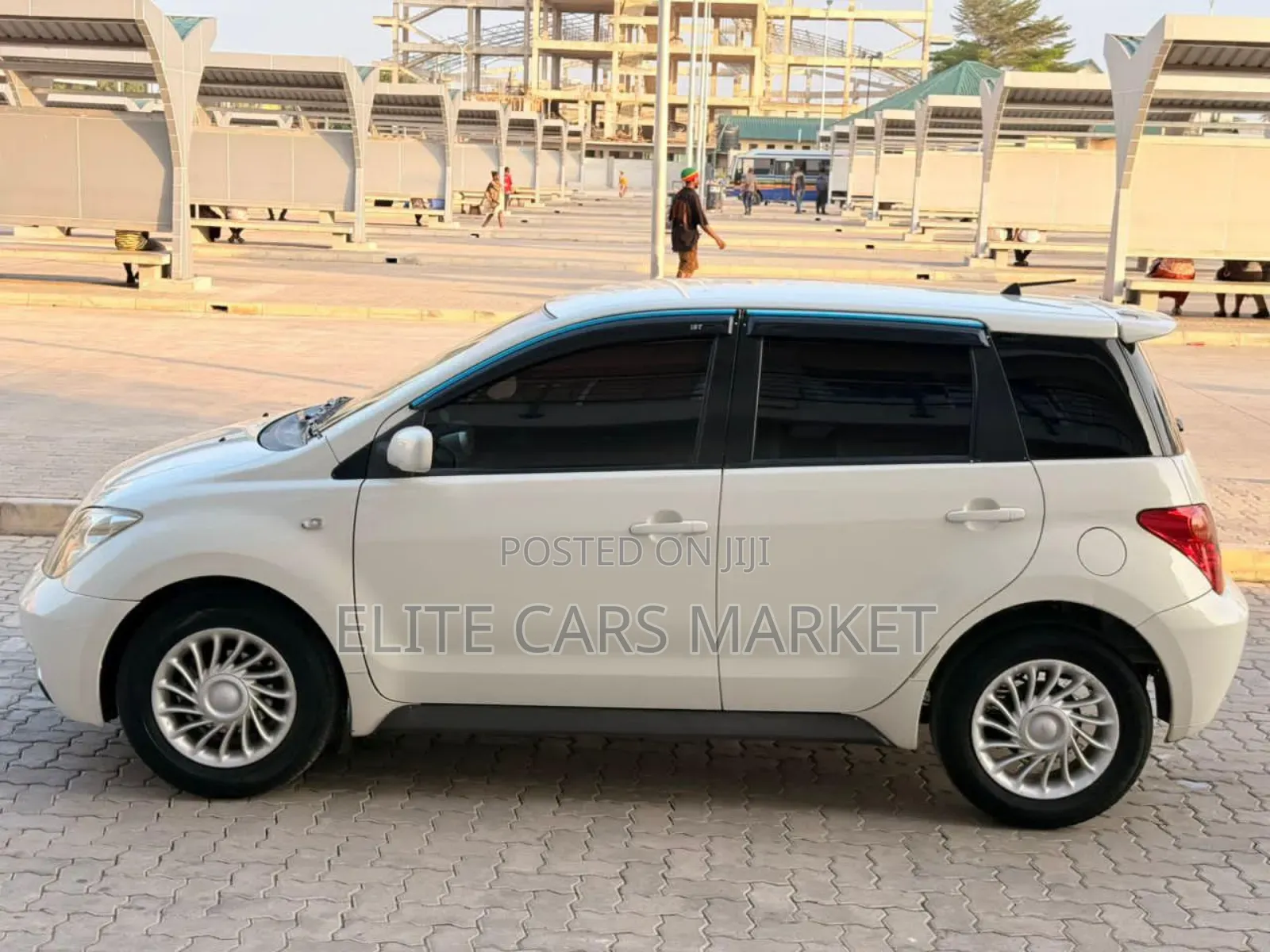 Toyota IST 2004 White